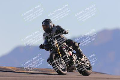 media/Nov-06-2023-Moto Forza (Mon) [[ce023d0744]]/3-Intermediate Group/Session 5 (Turn 9)/
